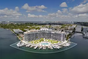 900 Bay Dr, Miami Beach, FL 33141 - Photo 1