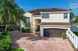 15500 SW 99th Ln, Miami, FL 33196 - Photo 2