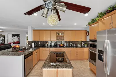 15500 SW 99th Ln, Miami, FL 33196 - Photo 18