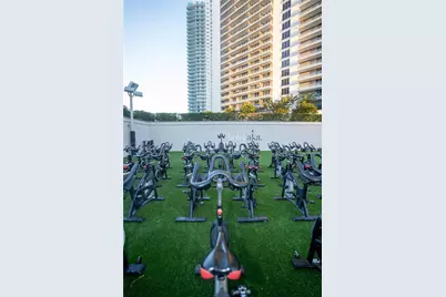 1395 Brickell Ave #3012, Miami, FL 33131 - Photo 6