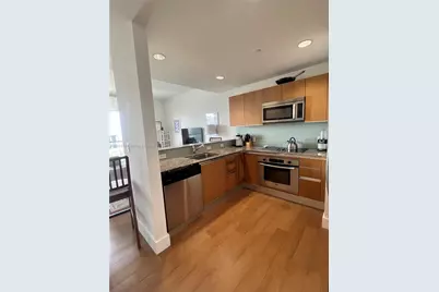 1060 Brickell Ave #3709, Miami, FL 33131 - Photo 8