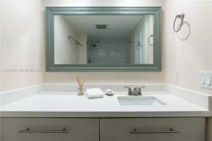 20291 NE 30th Ave, Aventura, FL 33180 - Photo 14