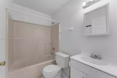 768 SW 9th St #0, Florida City, FL 33034 - Photo 12
