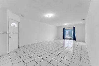 768 SW 9th St #0, Florida City, FL 33034 - Photo 4