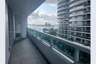 1800 N Bayshore Dr #614, Miami, FL 33132 - Photo 2
