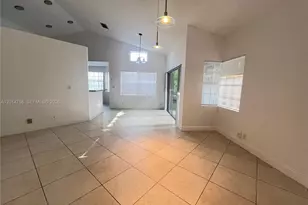465 Somerset Way, Weston, FL 33326 - Photo 20