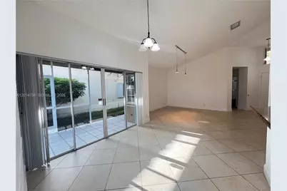 465 Somerset Way #465, Weston, FL 33326 - Photo 14