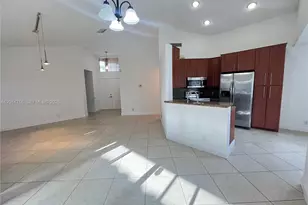 465 Somerset Way, Weston, FL 33326 - Photo 16