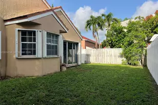 465 Somerset Way, Weston, FL 33326 - Photo 36