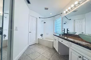 465 Somerset Way, Weston, FL 33326 - Photo 16