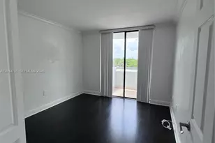 7300 Wayne Ave, Miami Beach, FL 33141 - Photo 16