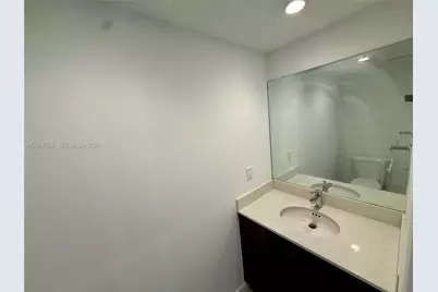 119 NE 6th St #119, Fort Lauderdale, FL 33304 - Photo 10