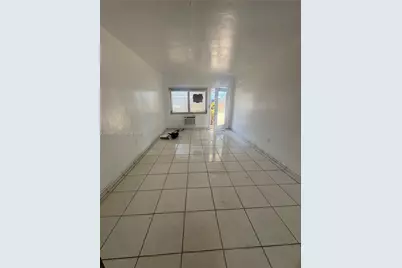 7300 Harding Ave #9, Miami Beach, FL 33141 - Photo 2