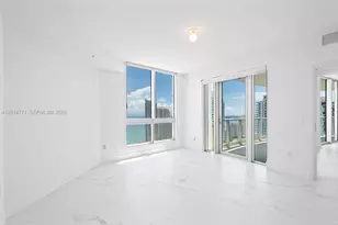 300 S Biscayne Blvd, Miami, FL 33131 - Photo 4