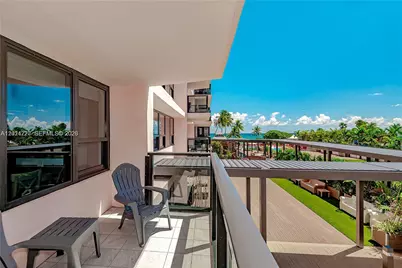 5225 Collins Ave #407, Miami Beach, FL 33140 - Photo 2