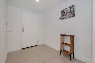 5225 Collins Ave, Miami Beach, FL 33140 - Photo 6