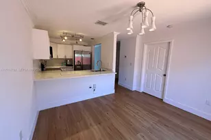 18858 NW 85th Ct, Hialeah, FL 33015 - Photo 6