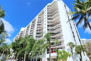 3610 Yacht Club Dr, Aventura, FL 33180 - Photo 20