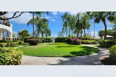 3610 Yacht Club Dr #615, Aventura, FL 33180 - Photo 18