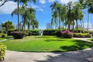 3610 Yacht Club Dr, Aventura, FL 33180 - Photo 18