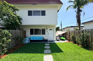 1500 NE 151st St, Miami, FL 33162 - Photo 1