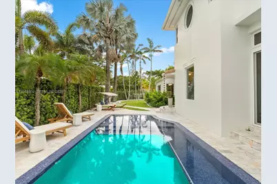 825 SW 23rd Rd #1, Miami, FL 33129 - Photo 8