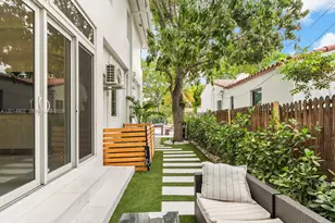 825 SW 23rd Rd, Miami, FL 33129 - Photo 16