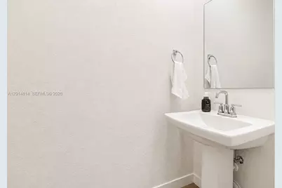 2382 SE 10th St, Homestead, FL 33035 - Photo 14