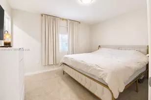 2382 SE 10th St, Homestead, FL 33035 - Photo 18