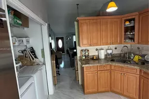 7101 W 24th Ave, Hialeah, FL 33016 - Photo 12