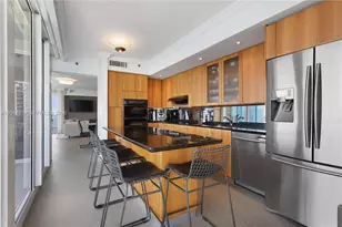 19111 Collins Ave, Sunny Isles Beach, FL 33160 - Photo 4