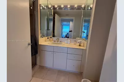 2000 Island Blvd #1603, Aventura, FL 33160 - Photo 24