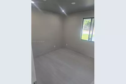 3300 SE 6th St, Pompano Beach, FL 33062 - Photo 2