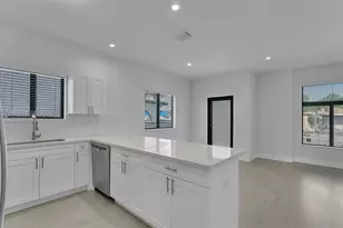4817 E 9th Ln, Hialeah, FL 33013 - Photo 12