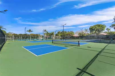 8555 SW 114th Ct, Miami, FL 33173 - Photo 38
