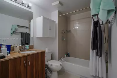 601 NE 23rd St #607, Miami, FL 33137 - Photo 14