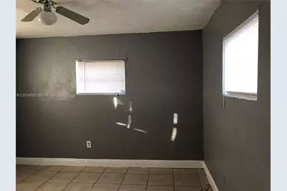 424 SW 12th Ave, Homestead, FL 33030 - Photo 8