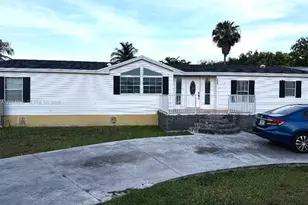 19800 SW 180th Ave, Miami, FL 33187 - Photo 2
