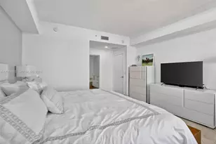 3330 NE 190th St, Aventura, FL 33180 - Photo 38