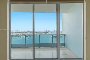 900 Biscayne Blvd, Miami, FL 33132 - Photo 6