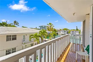 8530 Byron Ave, Miami Beach, FL 33141 - Photo 20