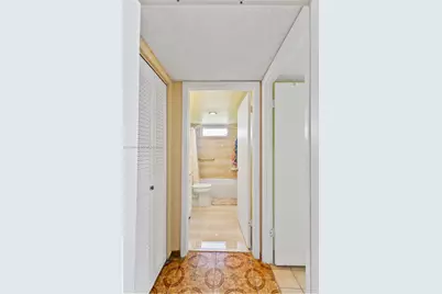 8530 Byron Ave #302, Miami Beach, FL 33141 - Photo 24