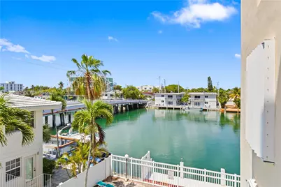 8530 Byron Ave #302, Miami Beach, FL 33141 - Photo 20
