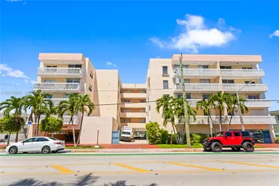8530 Byron Ave #302, Miami Beach, FL 33141 - Photo 2