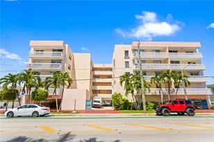 8530 Byron Ave, Miami Beach, FL 33141 - Photo 2
