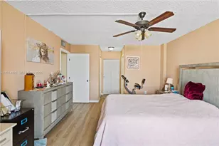 8530 Byron Ave, Miami Beach, FL 33141 - Photo 36