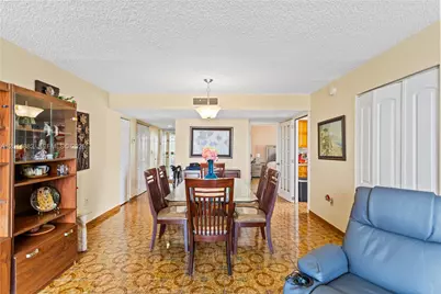 8530 Byron Ave #302, Miami Beach, FL 33141 - Photo 10