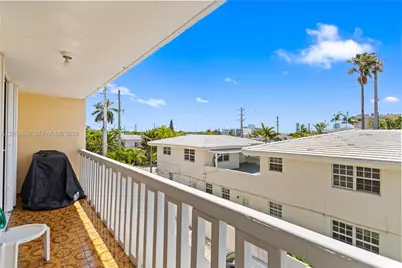 8530 Byron Ave #302, Miami Beach, FL 33141 - Photo 18