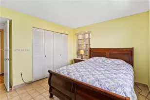 8530 Byron Ave, Miami Beach, FL 33141 - Photo 30