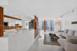 2401 Collins Ave, Miami Beach, FL 33140 - Photo 36